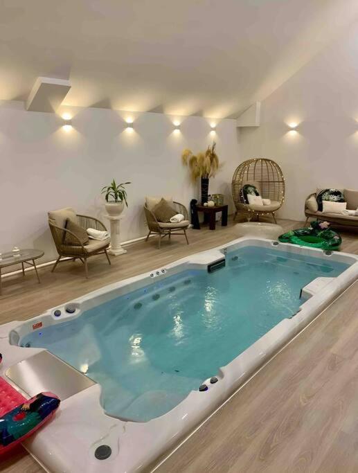 Island Seaview Villa With Swim Spa & Sauna Rothesay Luaran gambar